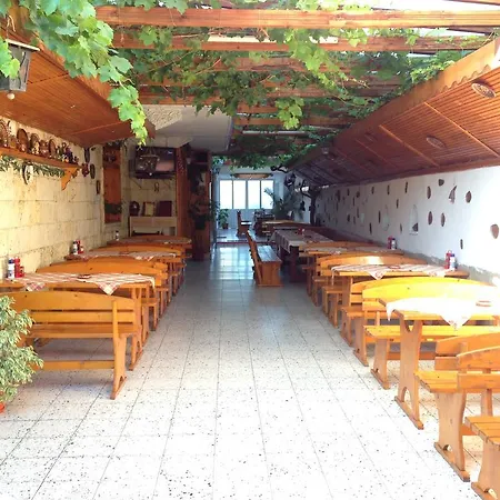 Gloria House Гостевой дом