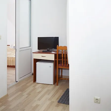 Gloria House Гостевой дом 2*