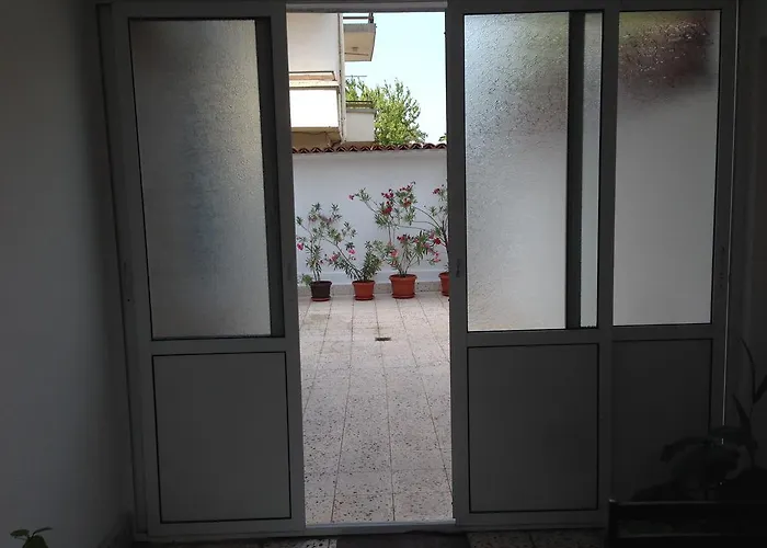 Gloria House Vendégház 2*